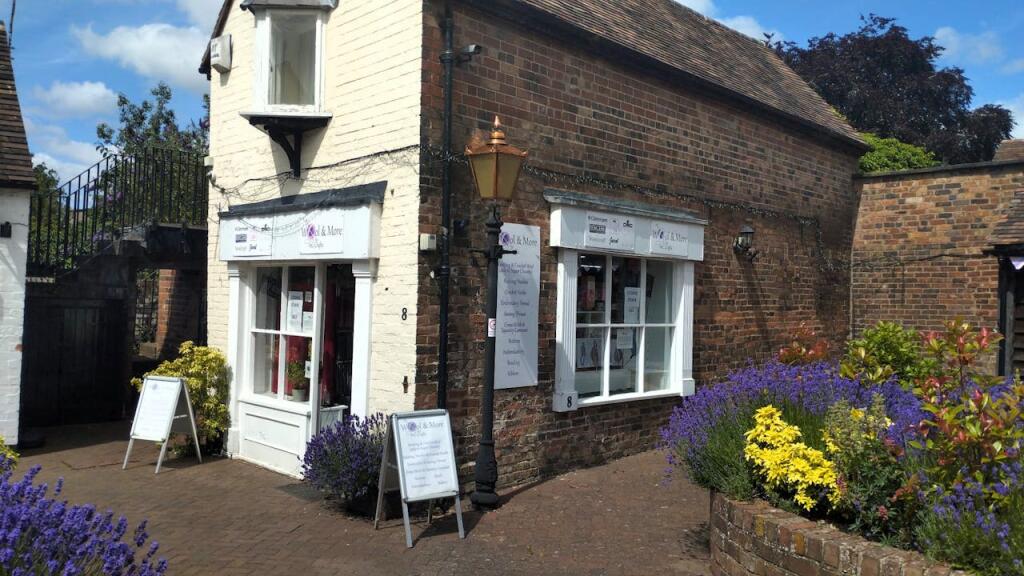 High street retail property to lease in Unit 8, Central Court