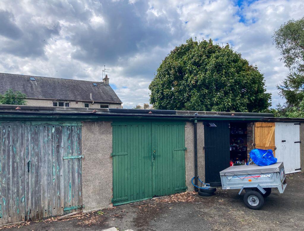 Main image of property: Garage 4, 28 Blackie Road, Edinburgh, EH6 7NA