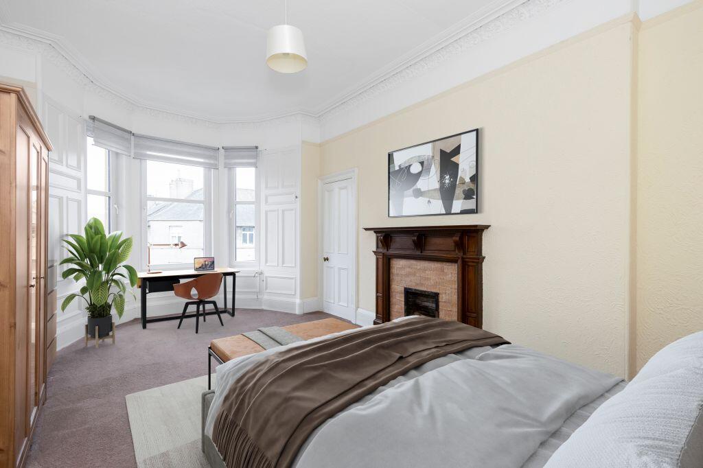 Main image of property: 61 3f2 Falcon Avenue, Edinburgh, EH10 4AN