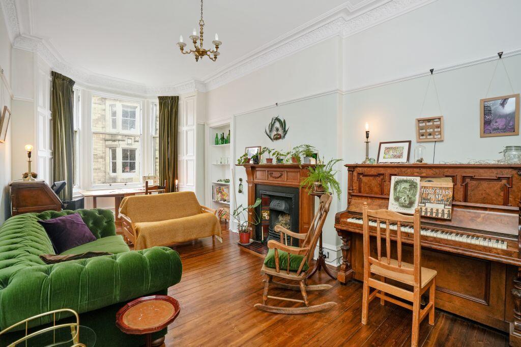 Main image of property: 18/1 Roseneath Terrace, Edinburgh, EH9 1JN