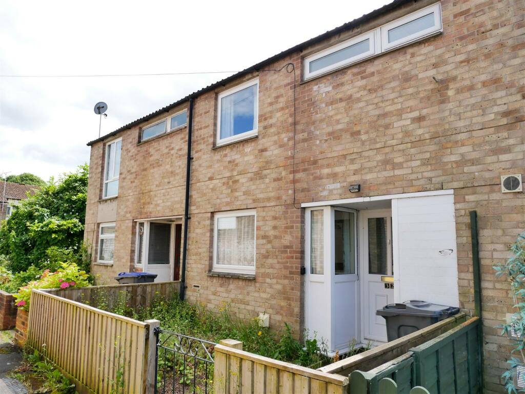 2 Bedroom Terraced House For Sale In Ogilvie Square Calne Sn11