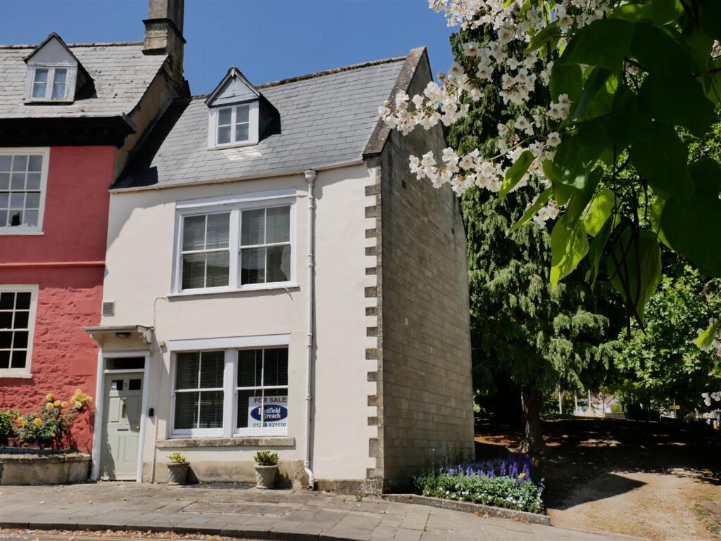 Main image of property: Market Hill, Calne