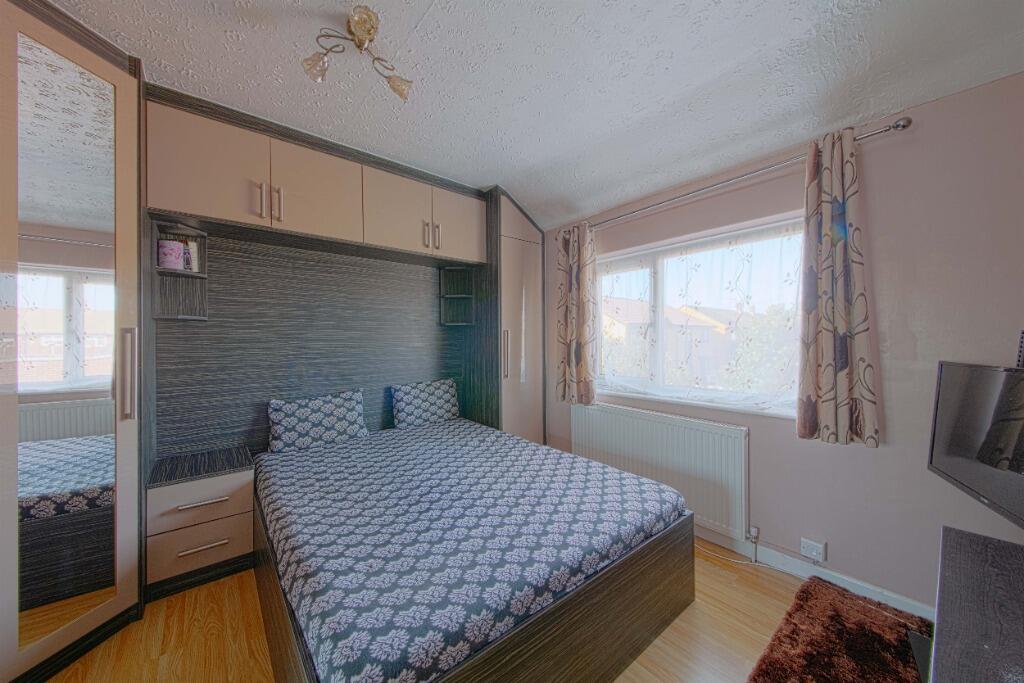 Main image of property: Gascons Grove, Slough, SL2
