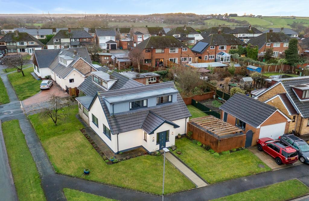 2 bedroom semidetached house for sale in Trent Road, Billinge, Wigan, Greater Manchester. WN5