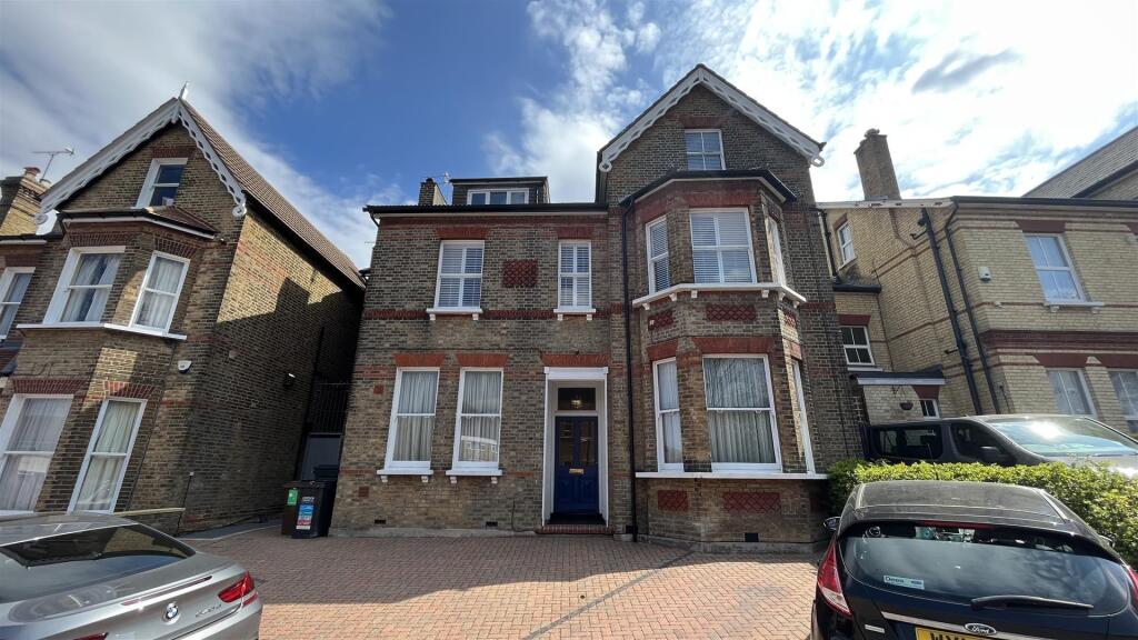 Main image of property: Birdhurst Rise, South Croydon