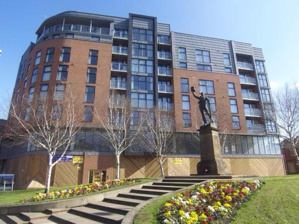Main image of property: Zenith House, Chapel Street, Salford, Greater Manchester, M3