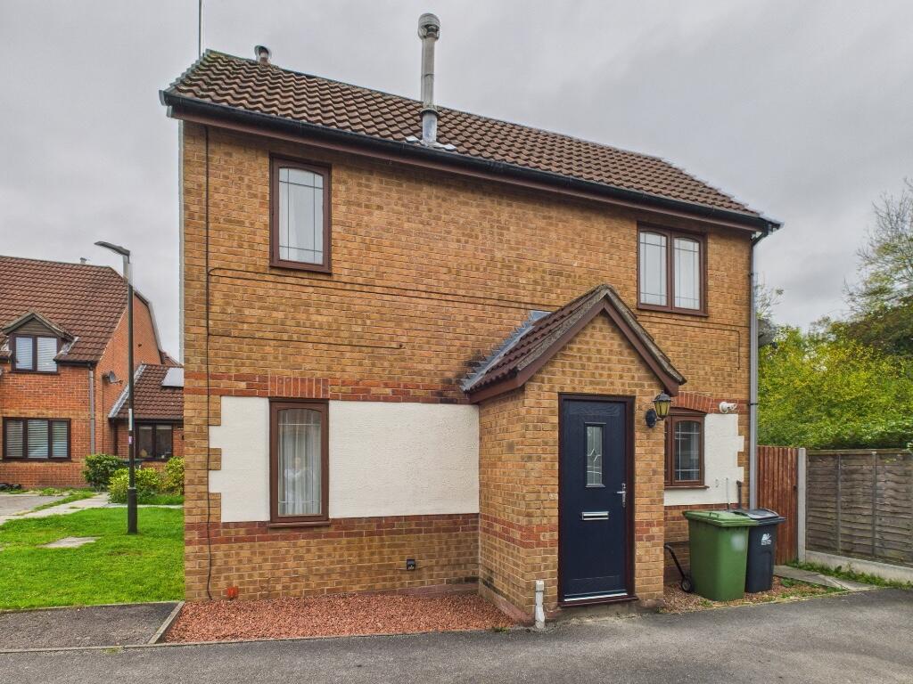 Main image of property: Blackthorne Close, DE56