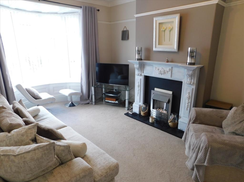 3 bedroom semidetached house for sale in Byerley Road, Shildon, DL4