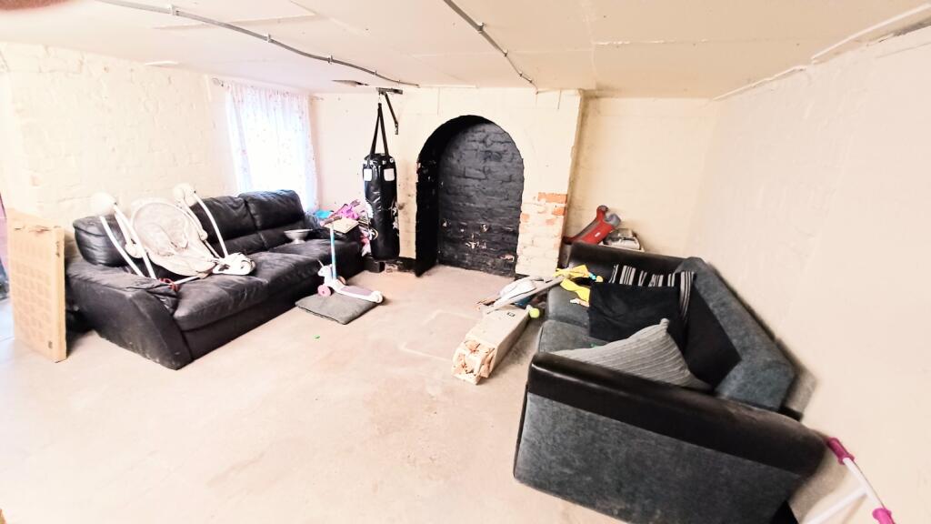 4 bedroom terraced house for sale in 24 Spencer Street, Eldon Lane