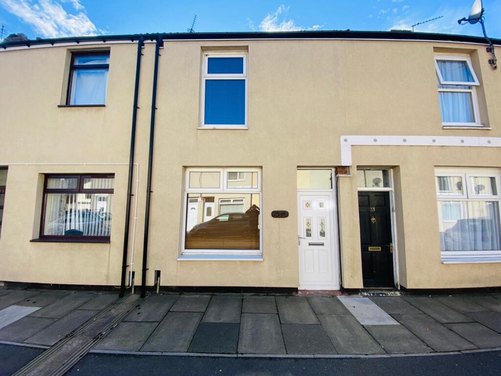 2 bedroom terraced house