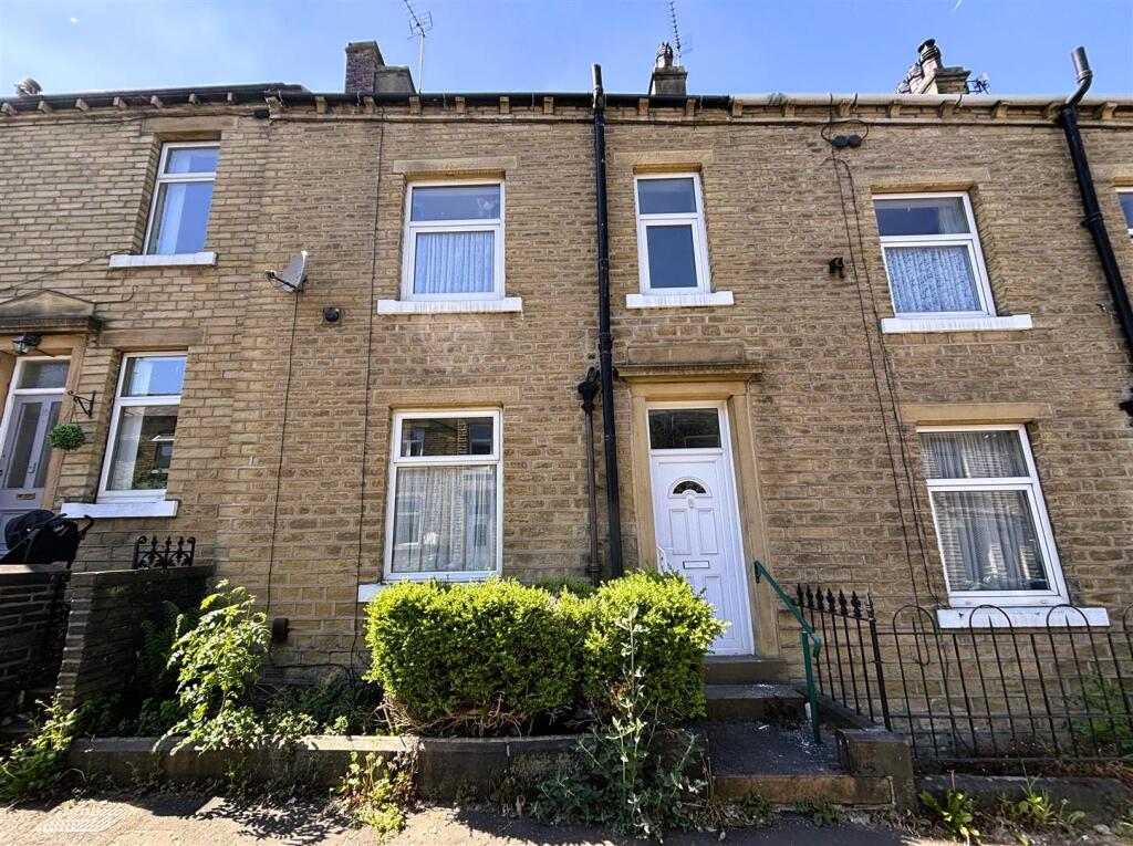 Main image of property: Gordon Street, Elland, HX5