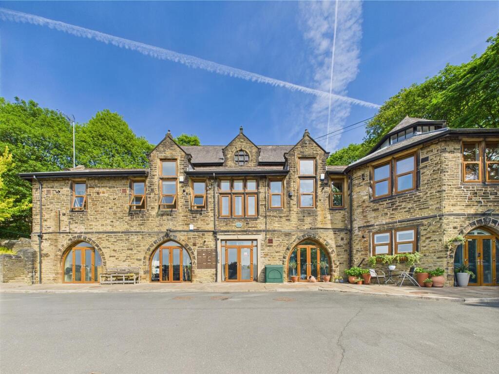 Main image of property: Apartment 9, Beaconsfield House, Bennett Street, Halifax, HX3 9HP