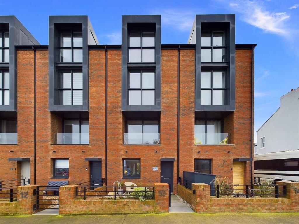 Main image of property: Promenade, Whitley Bay