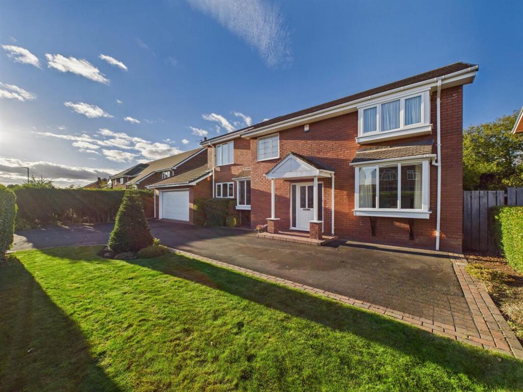Main image of property: North Ridge, Whitley Bay