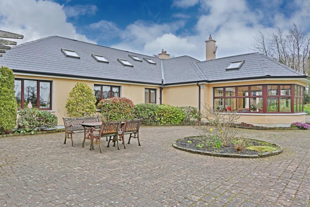 4 bedroom detached house for sale in Carbury, Kildare, Ireland