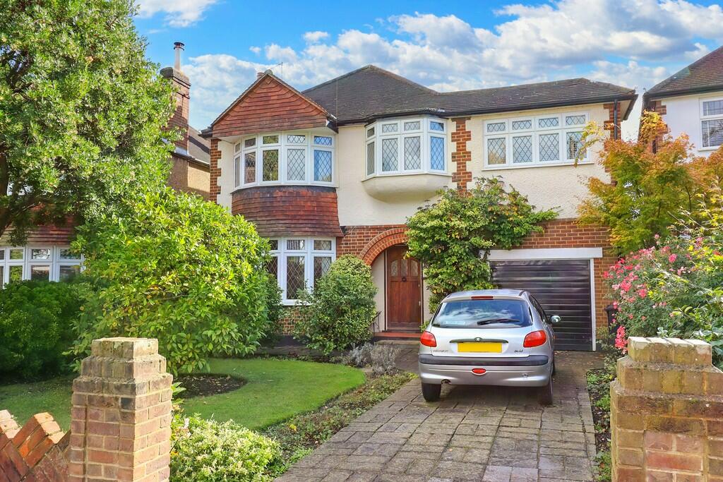 5 bedroom detached house for sale in Pine Gardens, Surbiton, KT5