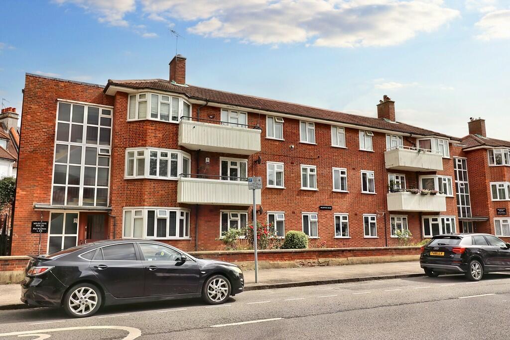 2 bedroom apartment for sale in Surbiton Road, Kingston Upon Thames, KT1
