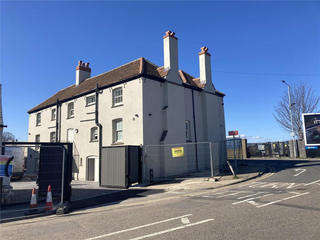 Additional property image - The Former Rising Sun, Hawkins Road, CO2