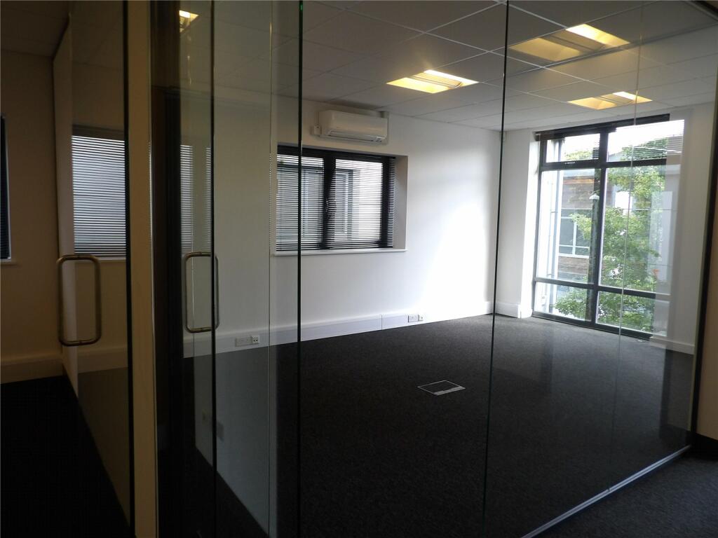 Additional property image - 6 De Grey Square, De Grey Road, CO4