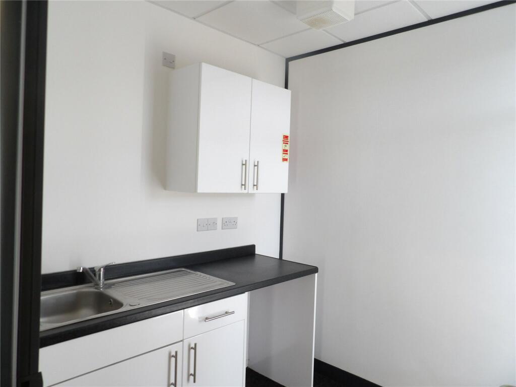 Additional property image - 6 De Grey Square, De Grey Road, CO4