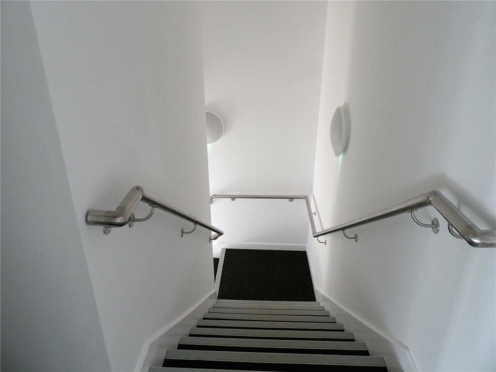 Additional property image - 6 De Grey Square, De Grey Road, CO4