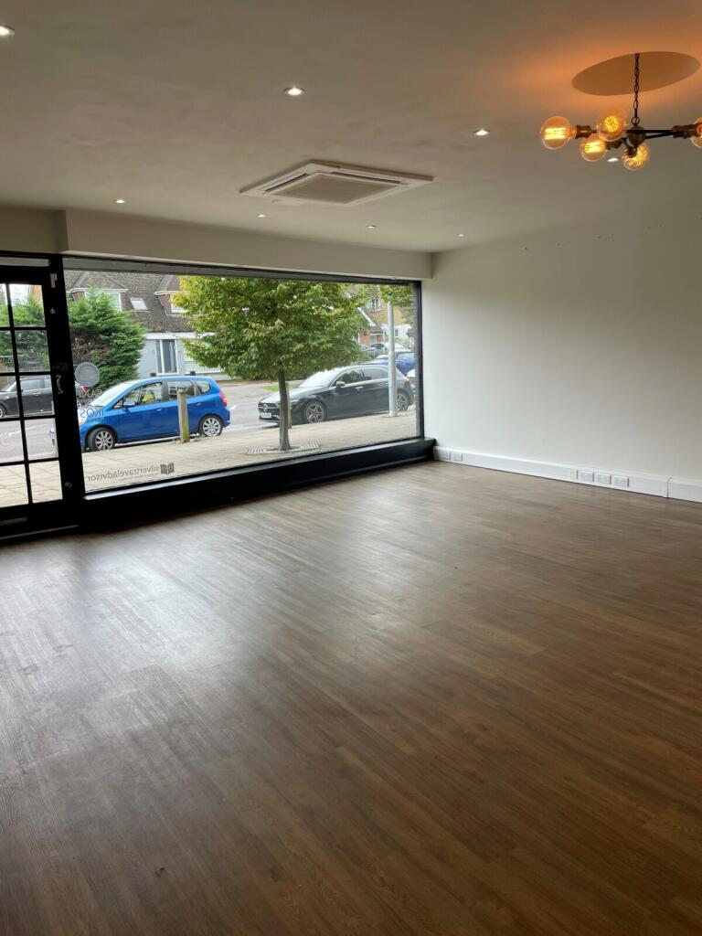 Additional property image - 140 Hutton Road, Shenfield, CM15