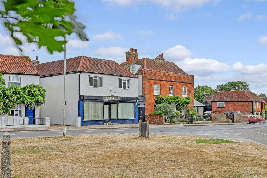 Main image of property: 6 The Green, CM1