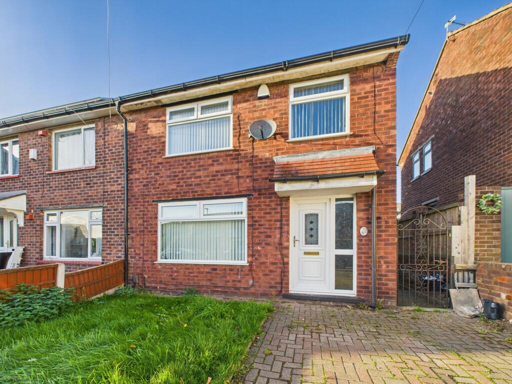 Main image of property: Silverdale Avenue, Wigan, WN2