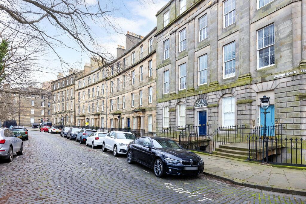2 bedroom apartment for rent in Royal Crescent, Edinburgh, Midlothian, EH3