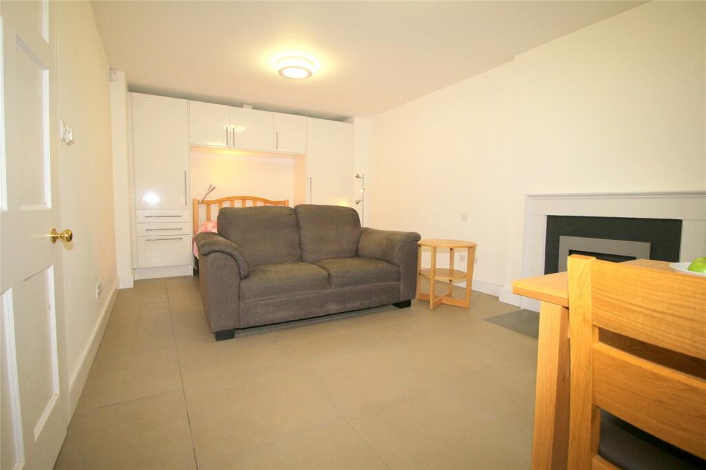 1 bedroom apartment for rent in Malta Terrace, Stockbridge, Edinburgh, EH4