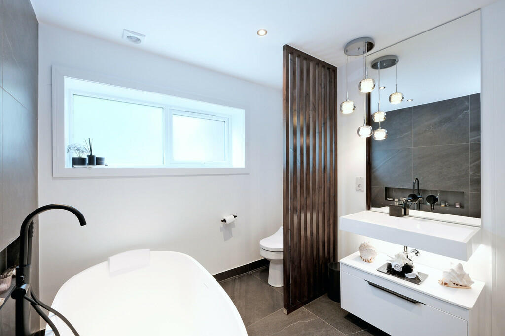 Additional property image - Hazledene Road, Aberdeen
