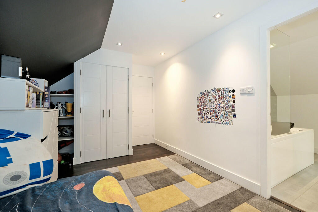 Additional property image - Hazledene Road, Aberdeen