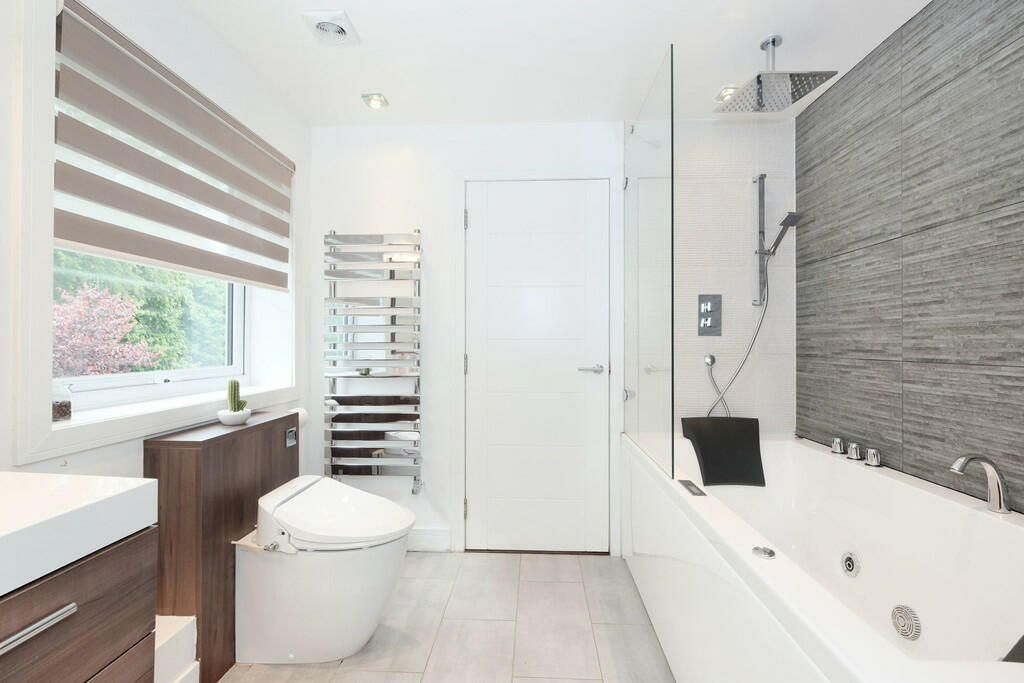 Additional property image - Hazledene Road, Aberdeen