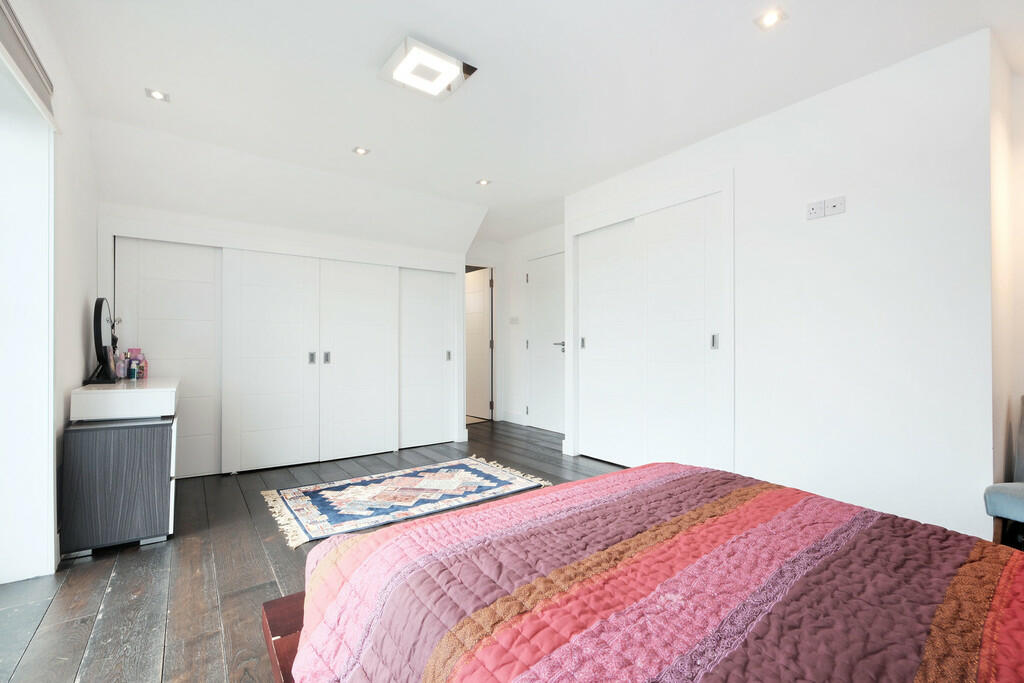 Additional property image - Hazledene Road, Aberdeen