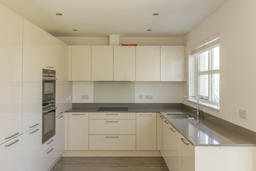 Additional property image - Raedykes Crescent, Aberdeen