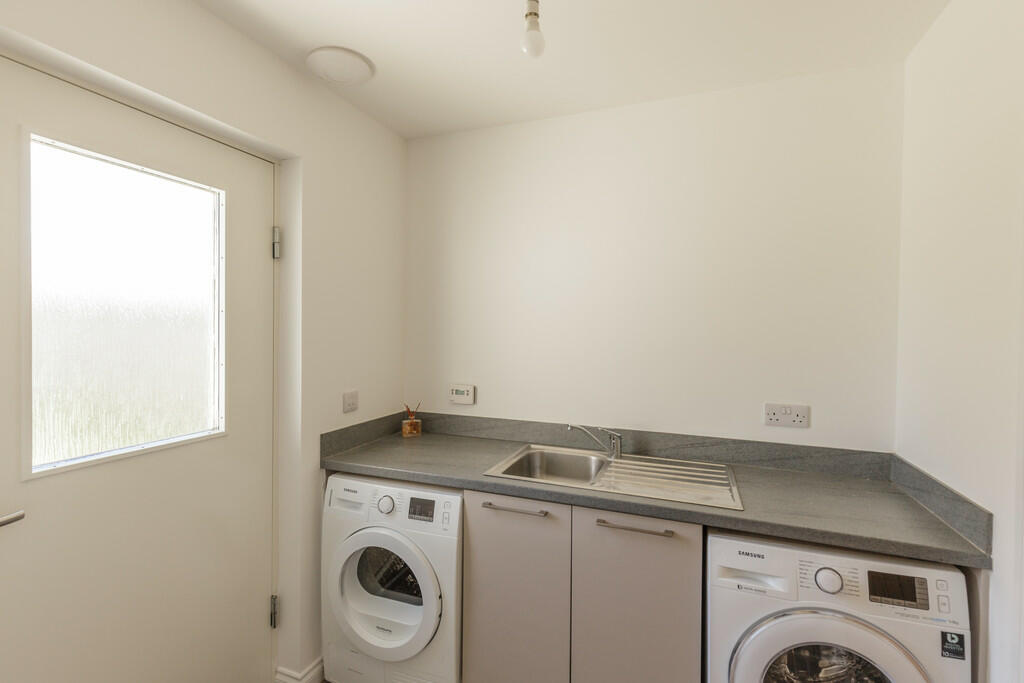 Additional property image - Raedykes Crescent, Aberdeen