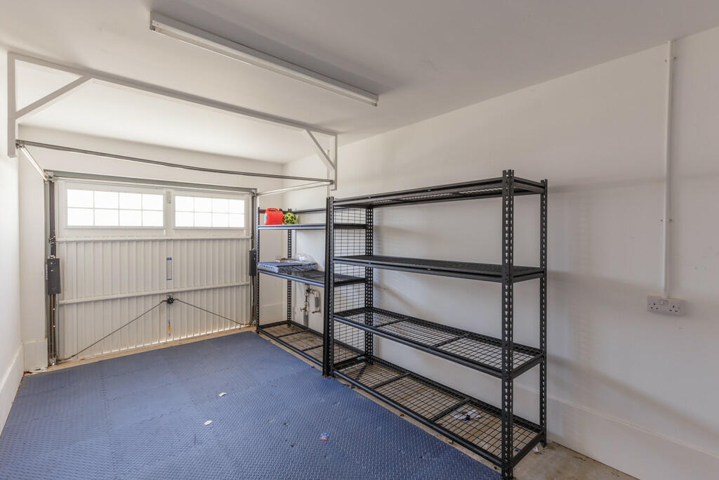 Additional property image - Raedykes Crescent, Aberdeen