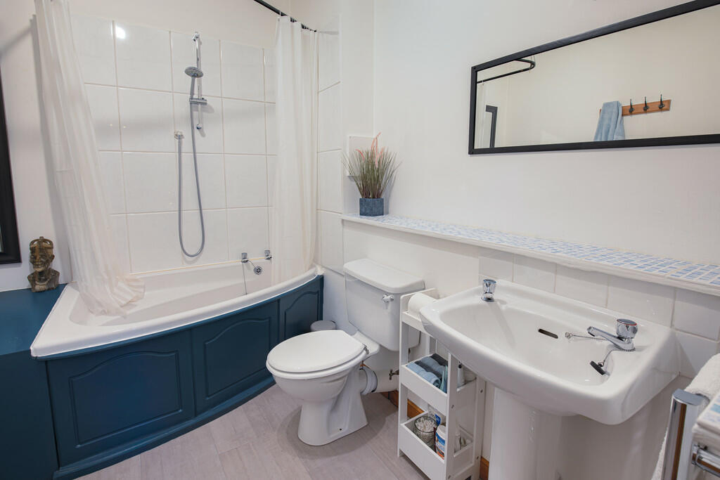 Additional property image - Chattan Place, Aberdeen