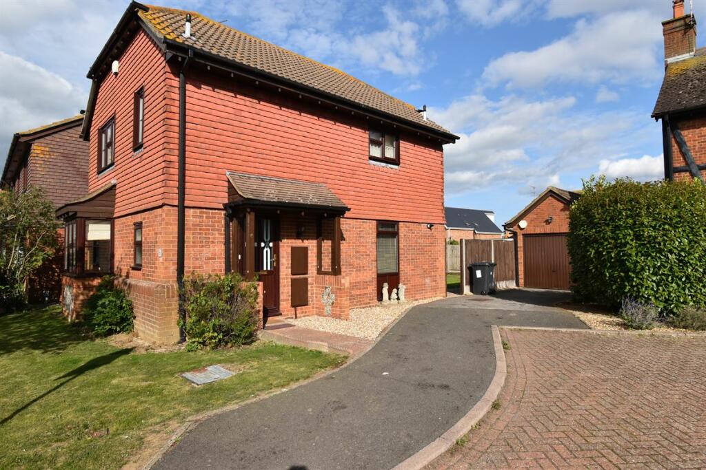 3 bedroom detached house for sale in The Leas, Chestfield, Whitstable, CT5