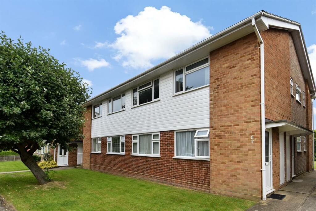 2 bedroom ground floor flat for sale in Maugham Court, Whitstable, CT5