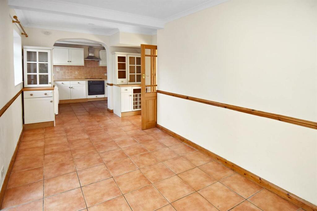 Additional property image - Hillside Avenue, Canterbury