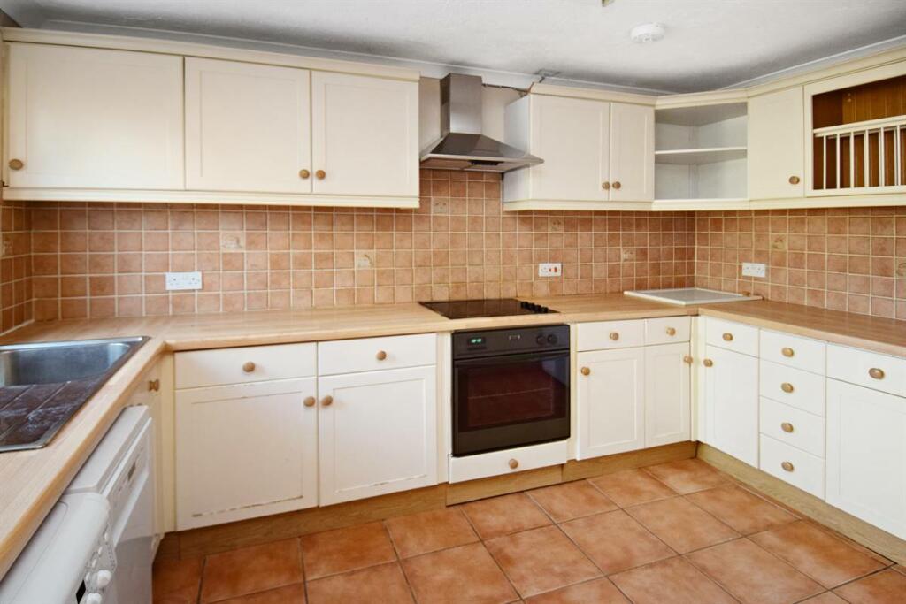 Additional property image - Hillside Avenue, Canterbury