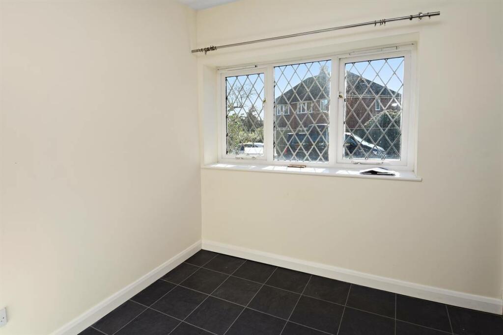 Additional property image - Hillside Avenue, Canterbury
