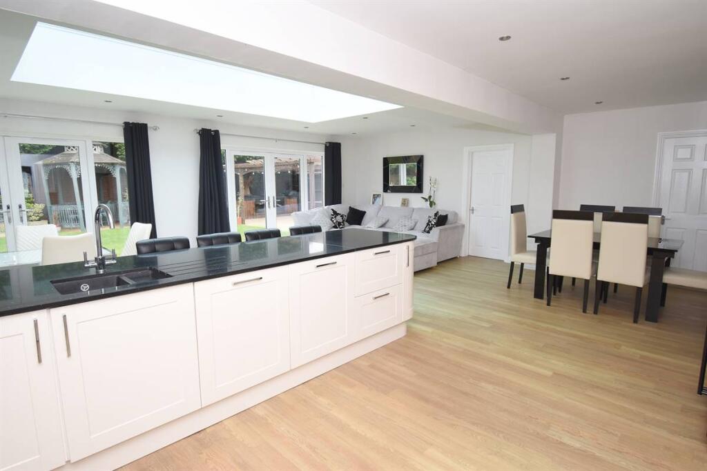 Additional property image - The Russets, Chestfield, Whitstable