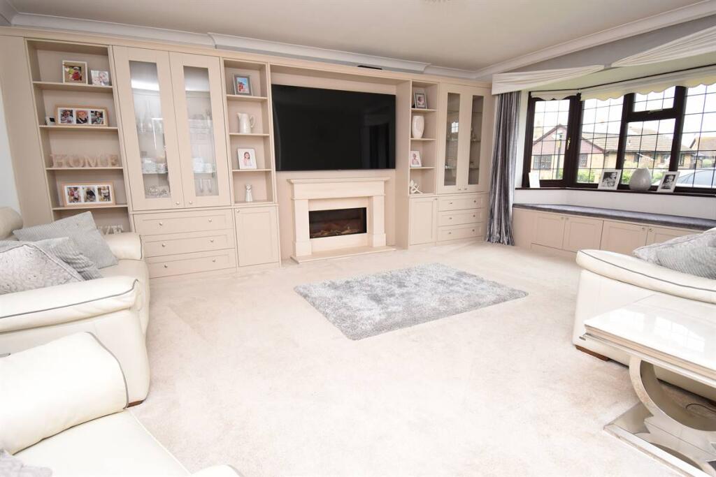 Additional property image - The Russets, Chestfield, Whitstable