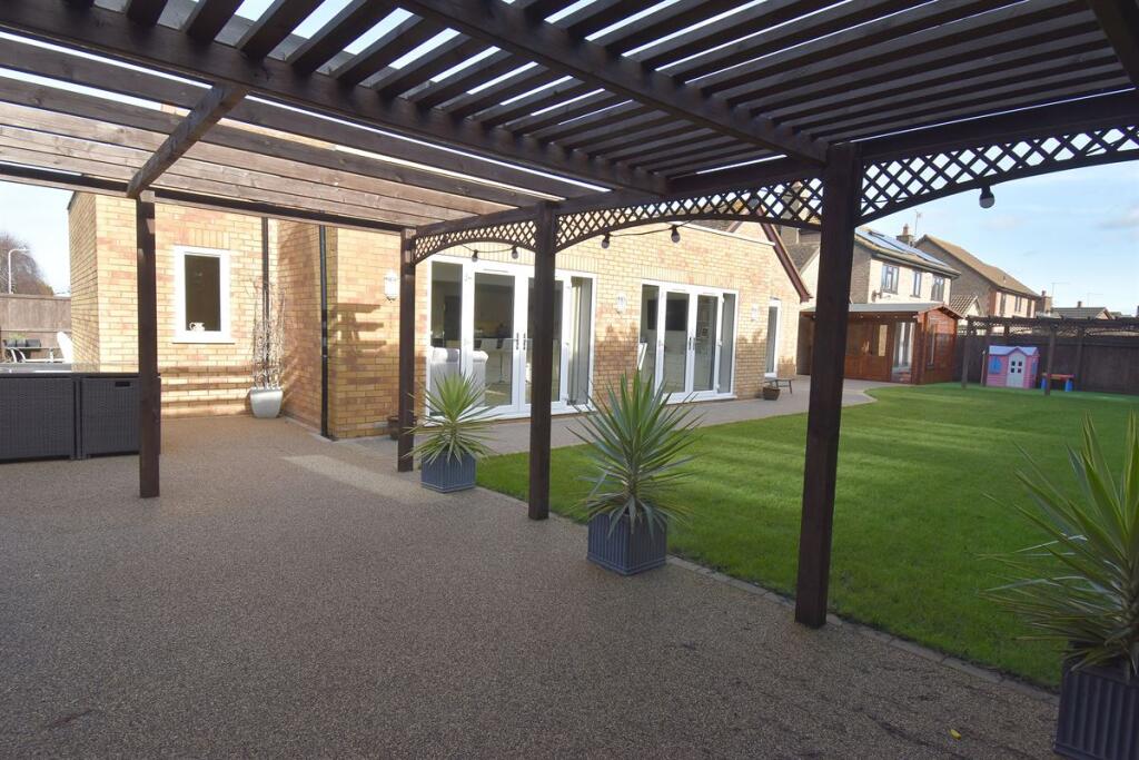 Additional property image - The Russets, Chestfield, Whitstable