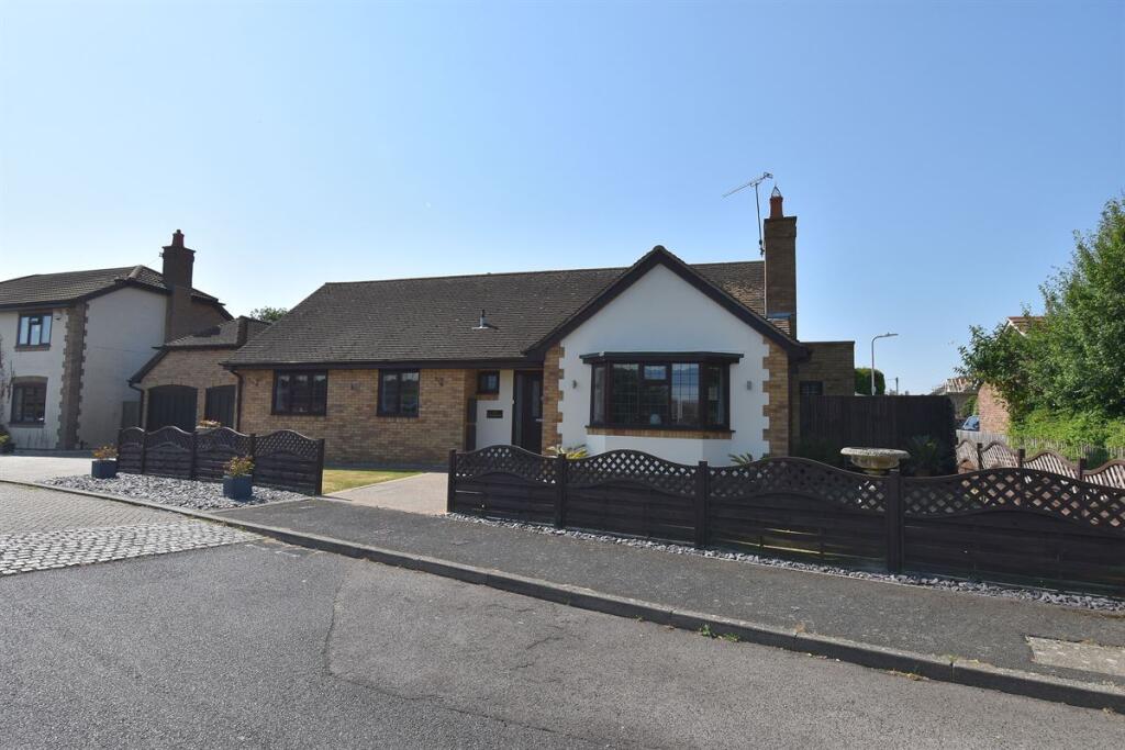 Additional property image - The Russets, Chestfield, Whitstable