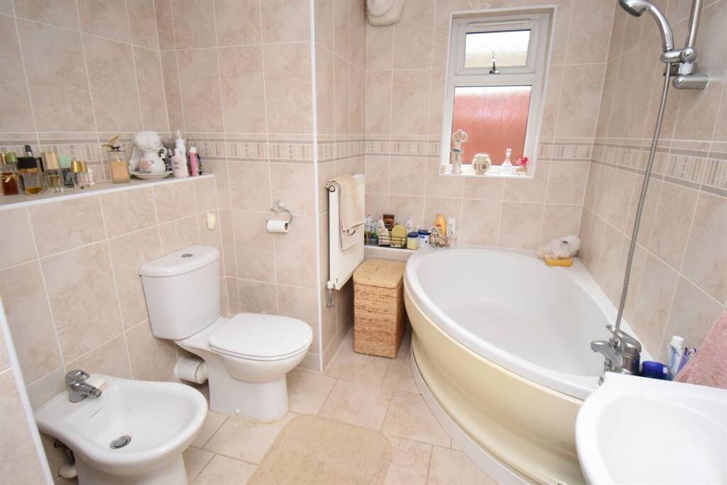 Additional property image - Woodvale Avenue, Chestfield, Whitstable