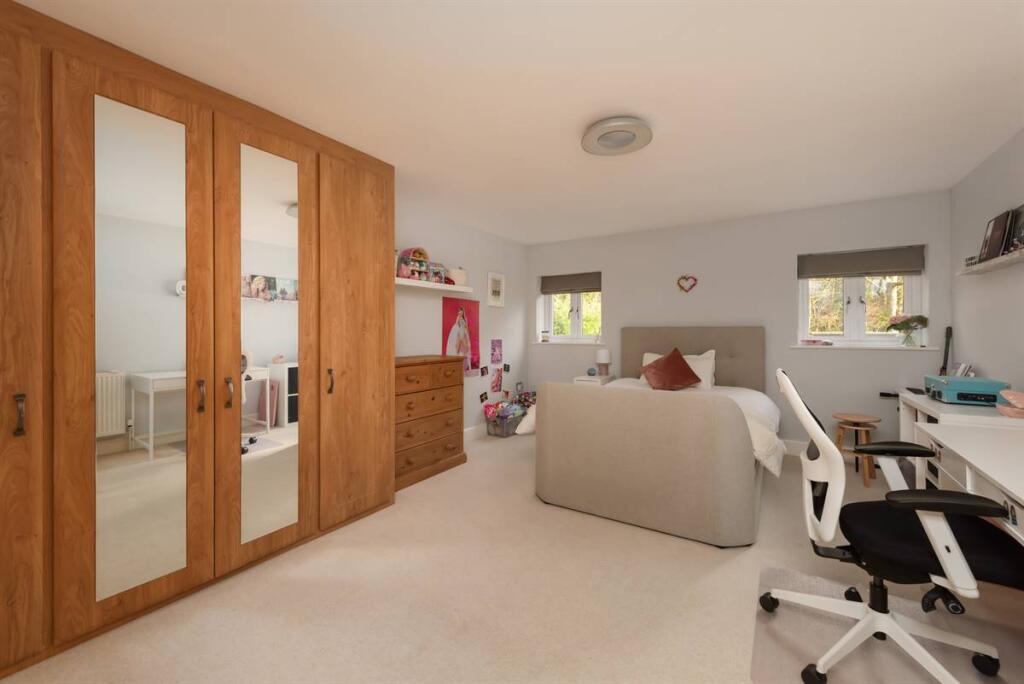 Additional property image - Radfall Ride, Chestfield, Whitstable