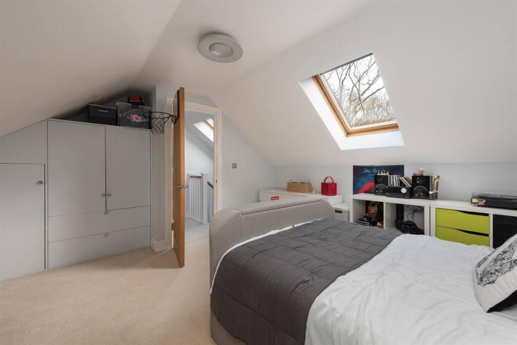 Additional property image - Radfall Ride, Chestfield, Whitstable